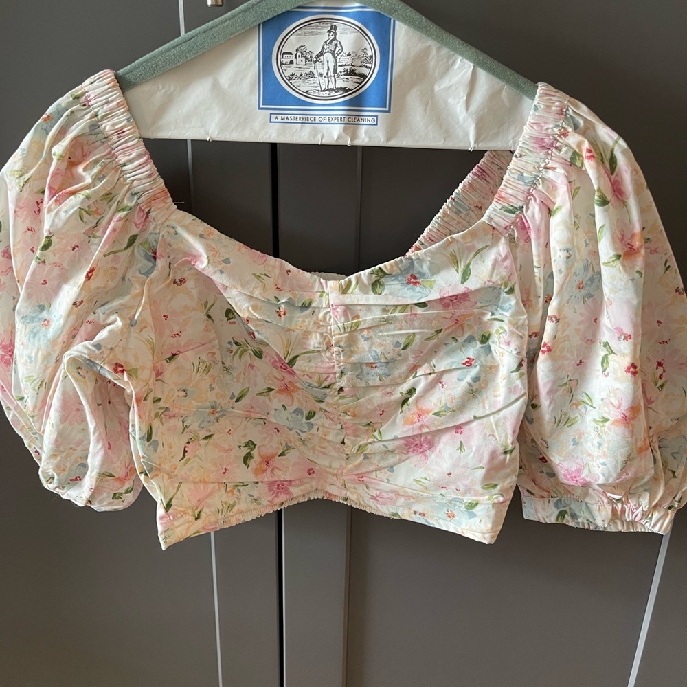 Linen floral crop top